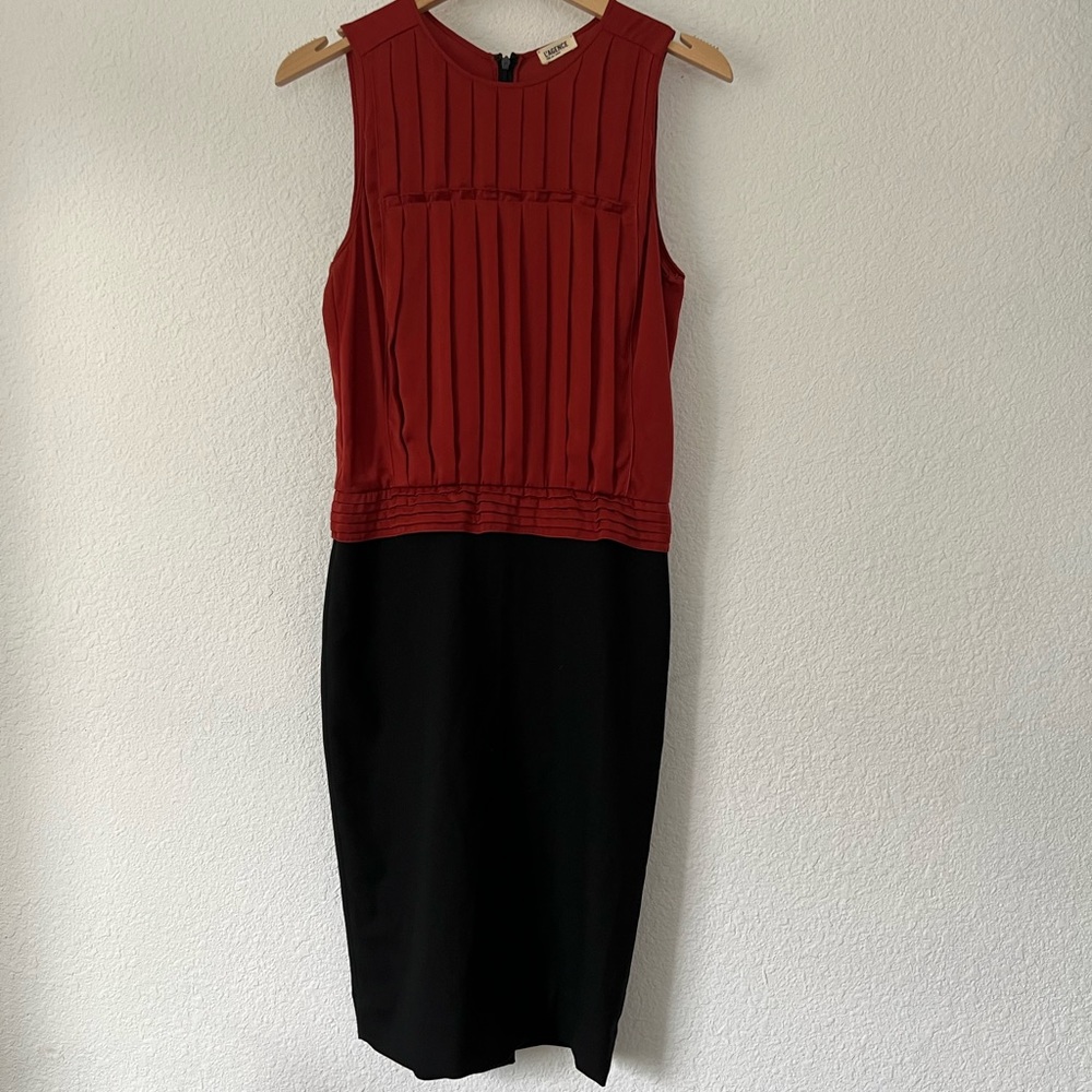 L’AGENE sleeveless midi pleated dress size 4.